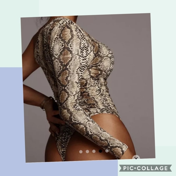 🥰NEW ITEM🥰 Snake Print Bodysuit - Picture 2 of 2